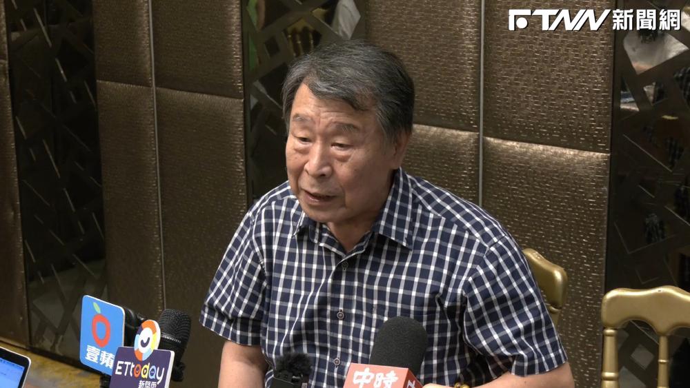 陸一龍曝張小燕「情緒很糟糕」　談當兵超狂經歷服侍過「這兩位」's story cover image